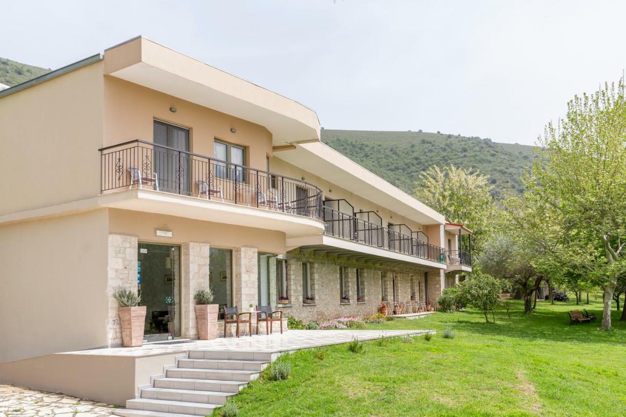 Hotel Marathia Árta Kültér fotó